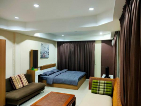 Happy Corner House